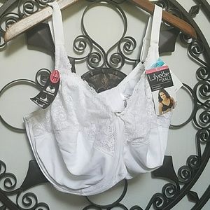 Lilyette by Bali 40DDD BRA